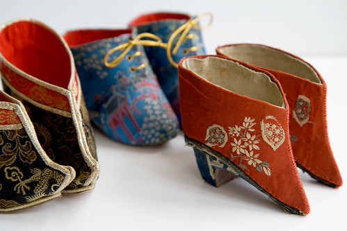 lotus shoes