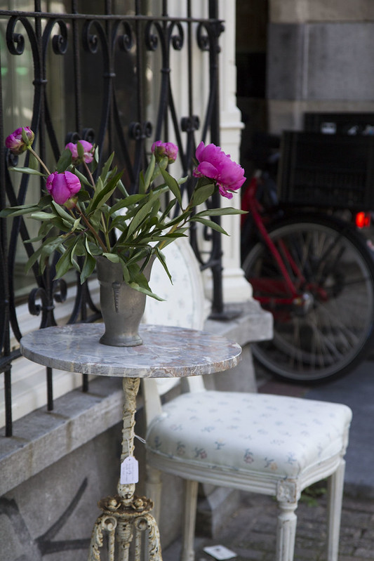 vintage_shop