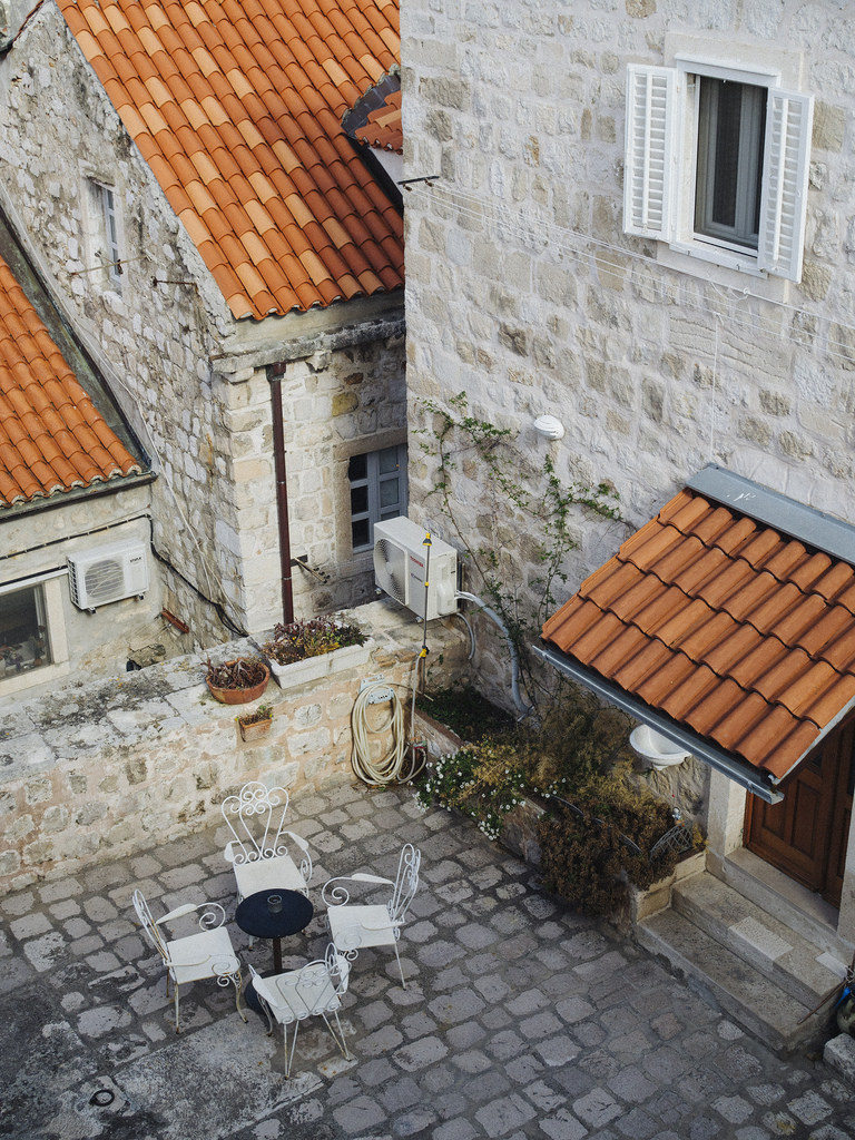 dubrovnik-walledcitywalk1