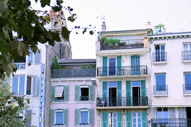 27-cannes-buildings