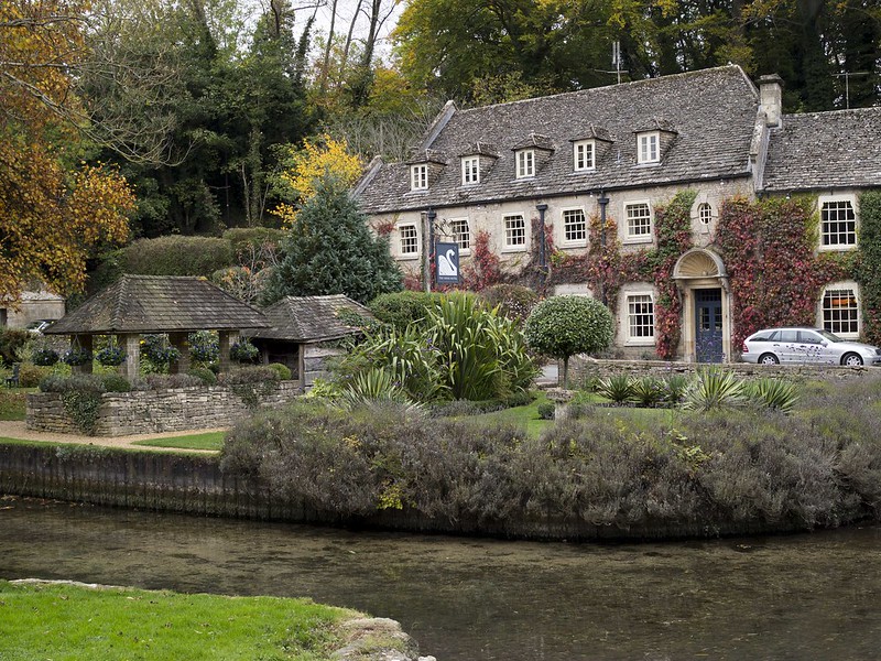 bibury-swanhotel