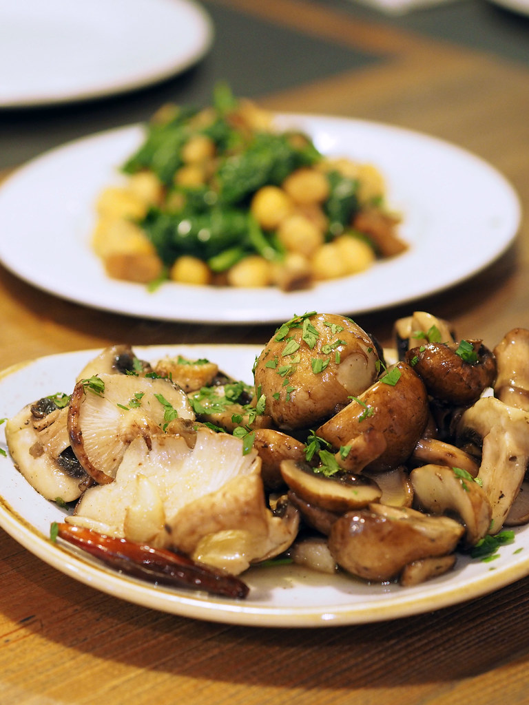 tapas-mushrooms