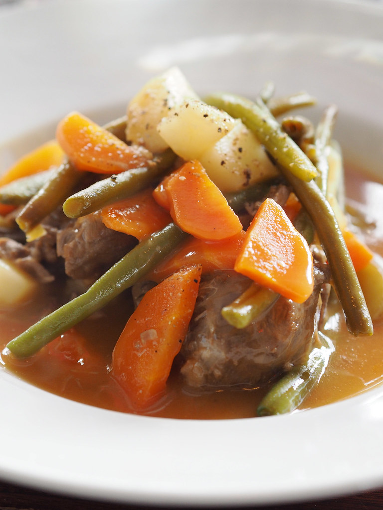 montparnasse-pork-in-wine