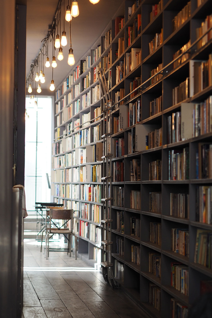 merci-bookstore